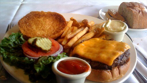 Oakland showing food