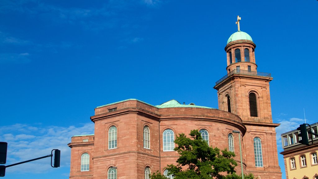 St. Paul\'s Church showing religious aspects, heritage architecture and a church or cathedral