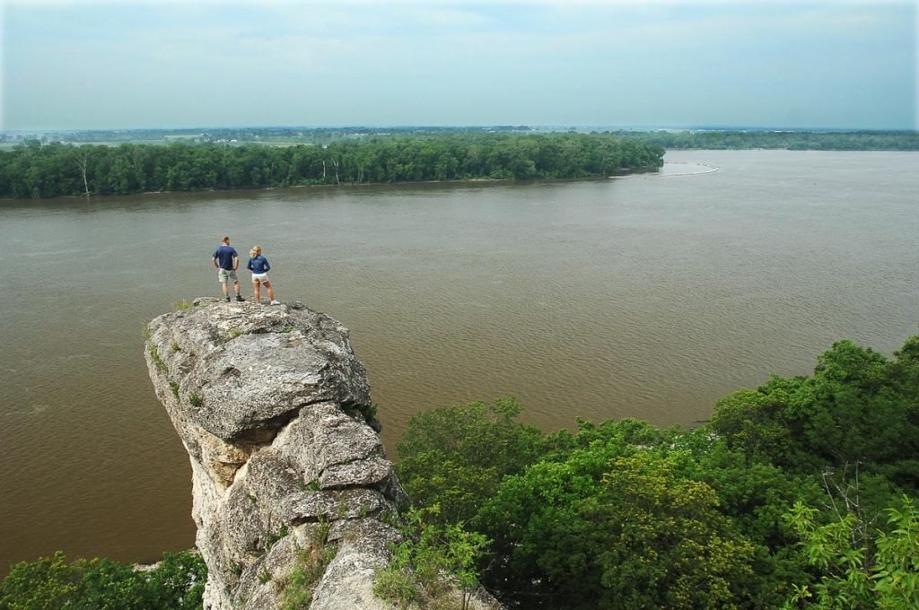 Great River Road Illinois