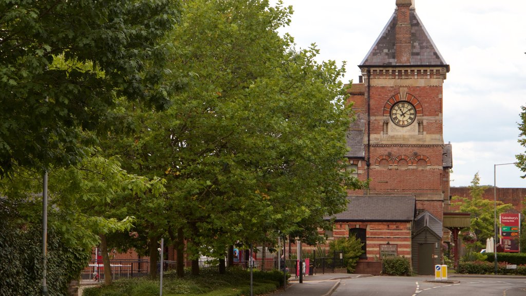 Royal Tunbridge Wells toont historische architectuur en een plein