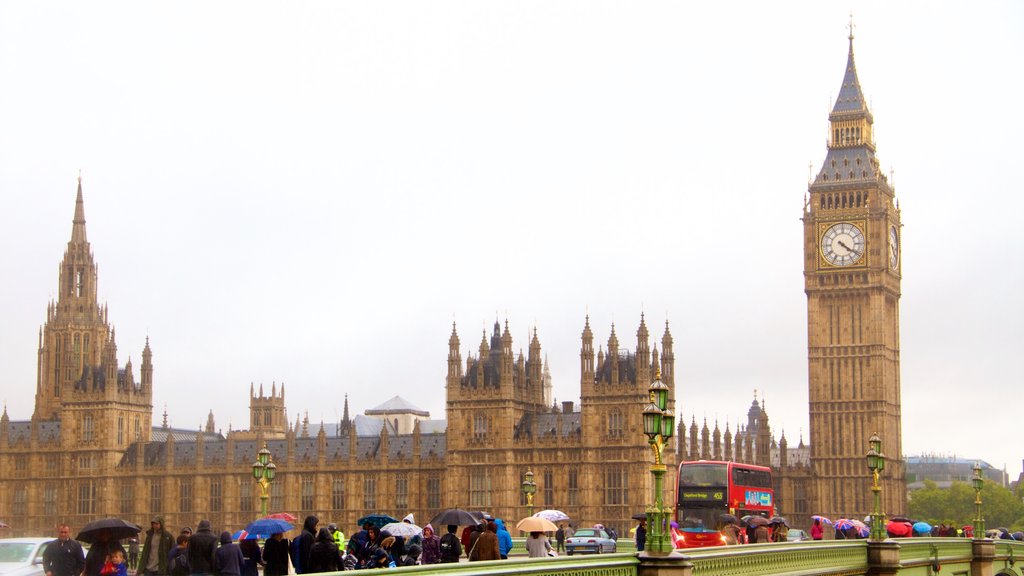 Puente de Westminster ofreciendo un castillo, patrimonio de arquitectura y elementos del patrimonio