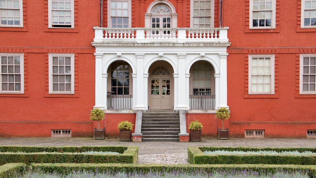 Kew Palace which includes heritage architecture, heritage elements and château or palace