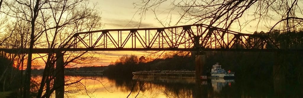 Alabama Brücke im Sonnenuntergang