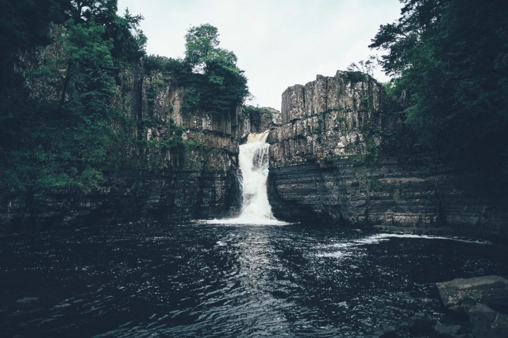<figcaption>High Force-Wasserfall</figcaption>