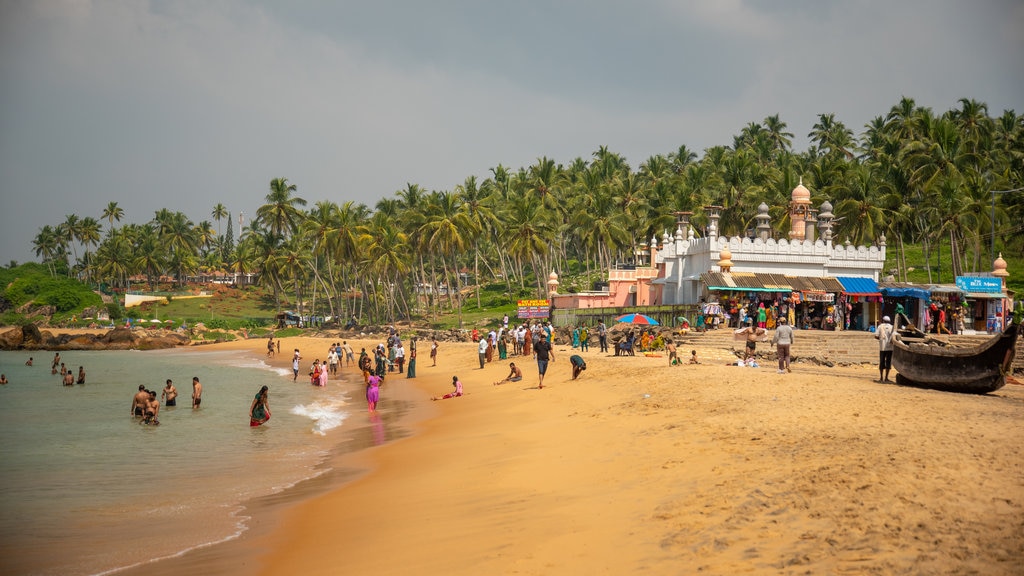 Praia de Kovalam mostrando uma praia