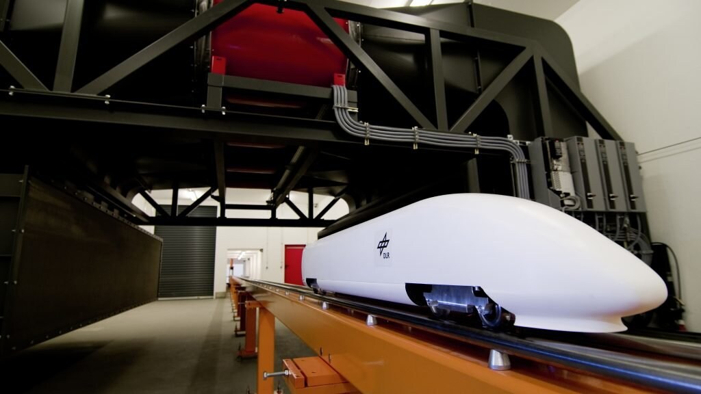 Zug der Zukunft - Deutsches Zentrum für Luft- und Raumfahrt