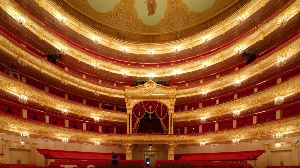 Teatro Bolshói que incluye arquitectura patrimonial, vista interna y escenas de teatro