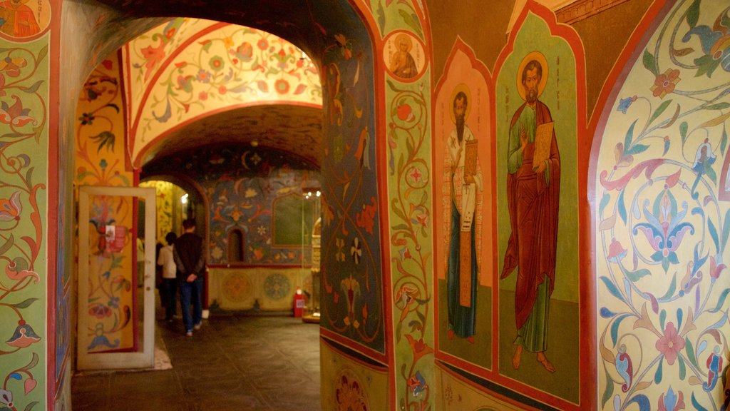 Catedral de San Basilio mostrando aspectos religiosos y vista interna