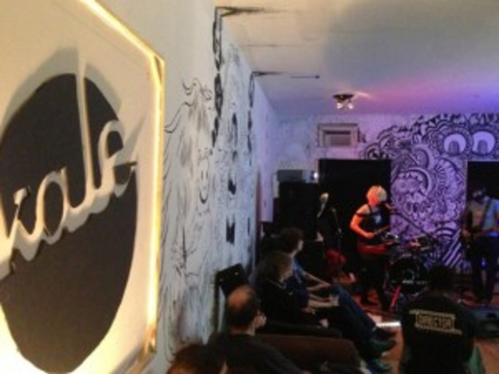 Dan & Rachel beim Album-Release-Gig im Muchemore's in Brooklyn