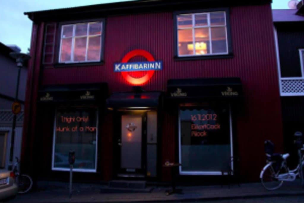 <figcaption>Coole Bar: Das Kaffibarinn in Reykjavik</figcaption>