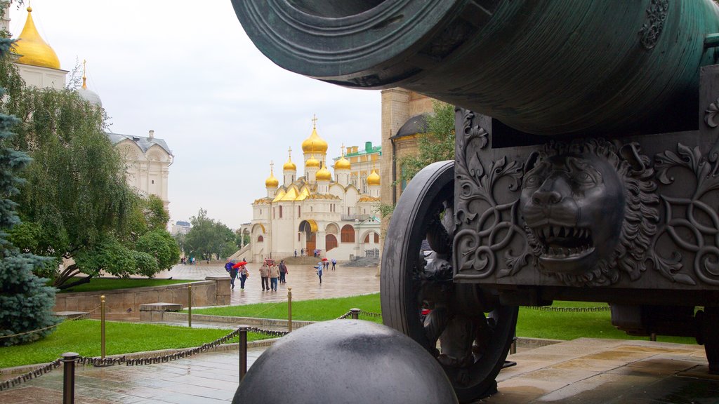 Tsar Bell - Tsar Cannon featuring heritage architecture, heritage elements and military items