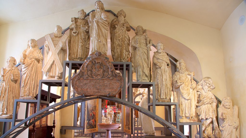 Zagreb City Museum showing interior views