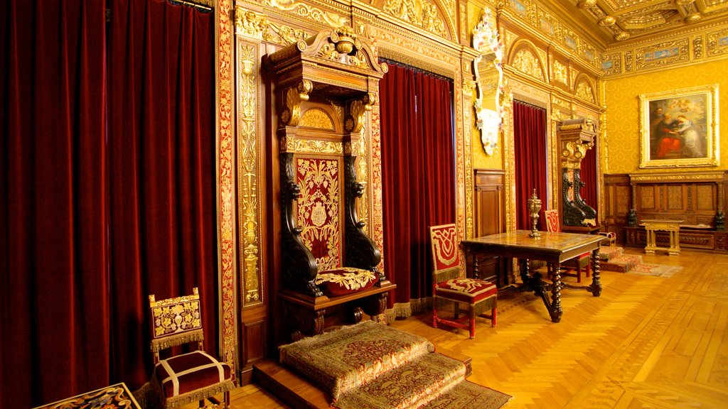 Peles Castle which includes interior views, a castle and art