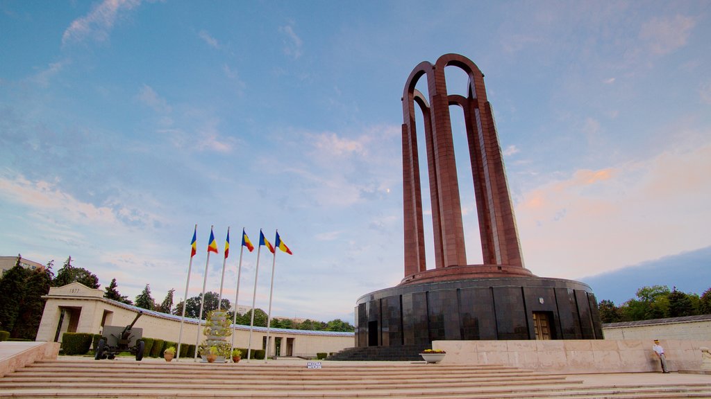 Carol Park featuring a monument