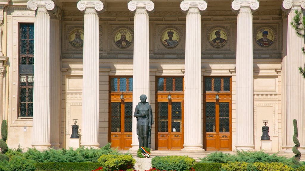 Athenaeum roumain montrant statue ou sculpture, scènes de théâtre et patrimoine architectural