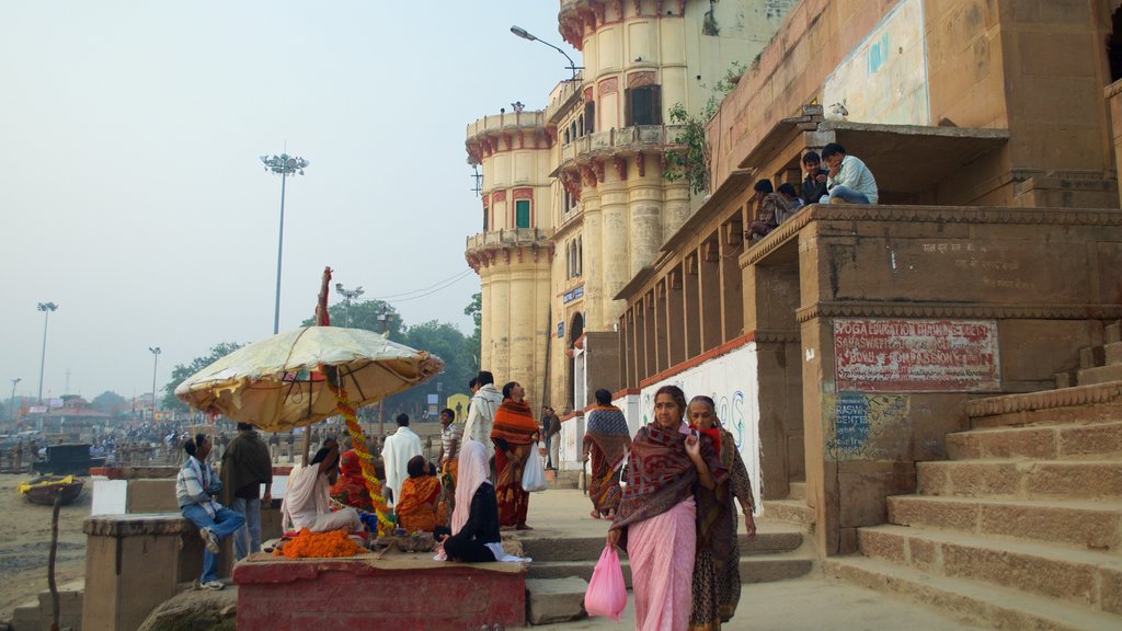 Tulsi Ghat which includes street scenes