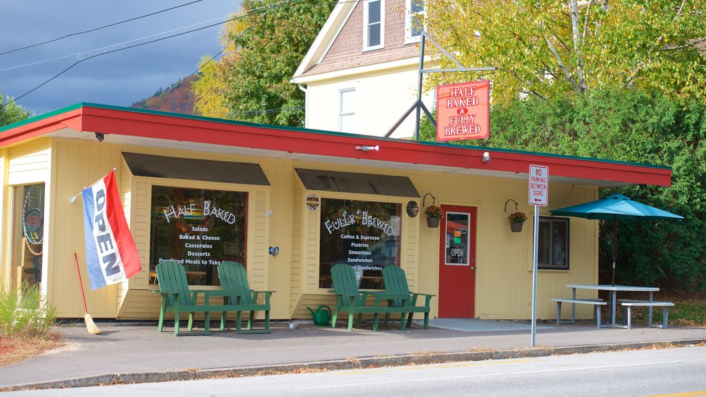 Lincoln showing café scenes