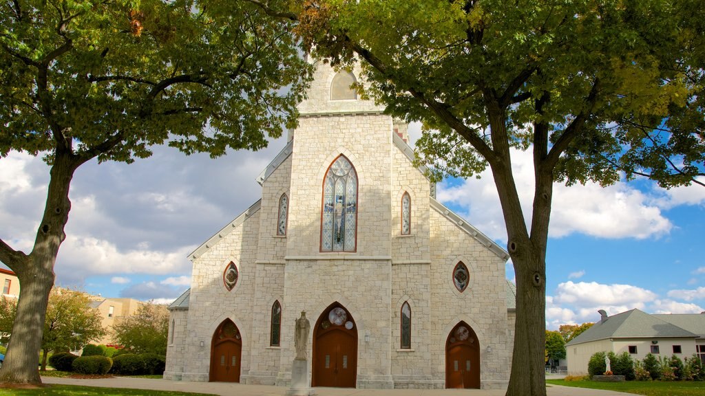 Pittsfield caracterizando uma igreja ou catedral