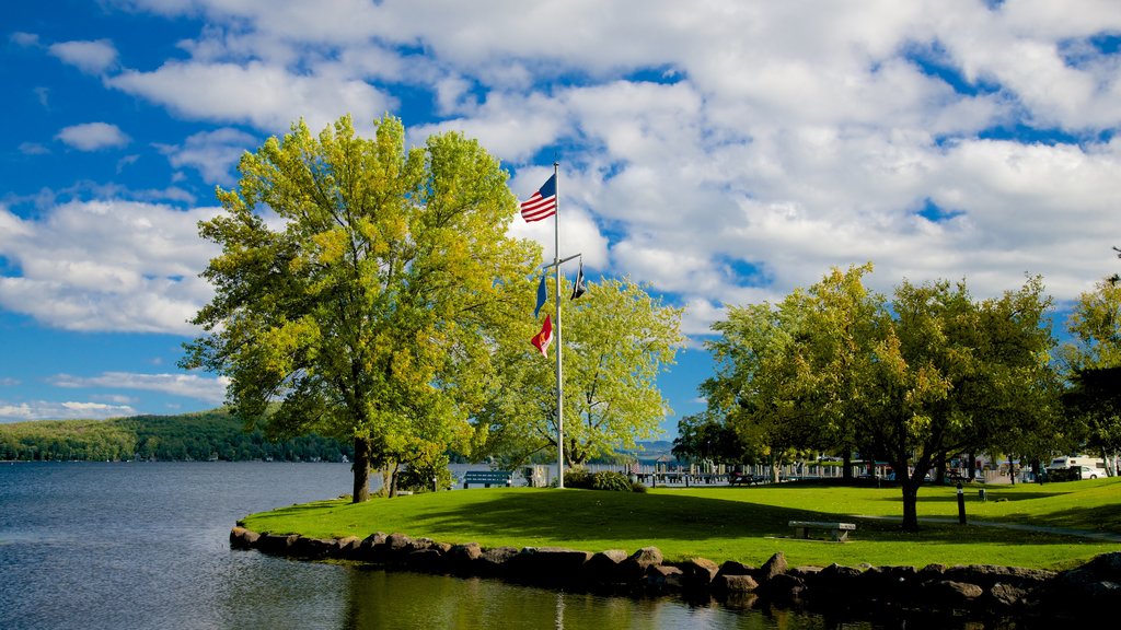 Meredith featuring a lake or waterhole and a park