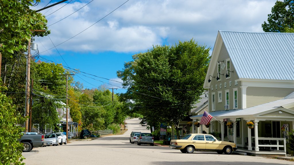 Tamworth mettant en vedette une petite ville ou un village