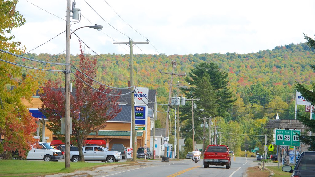 New Hampshire trong đó bao gồm thị trấn nhỏ và cảnh đường phố