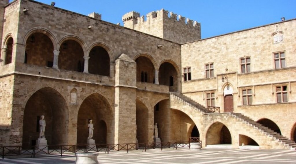 grand_master_palace_rhodes_greece.jpg