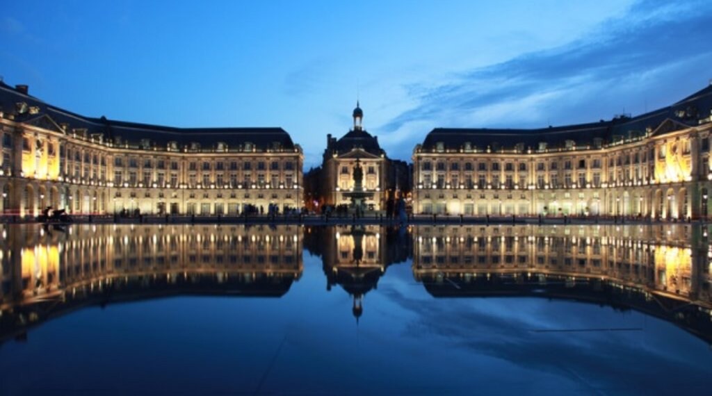 Place de la Bourse, Bordeaux.jpg