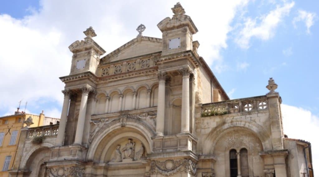 eglise de la madelaine aix en provence.jpg