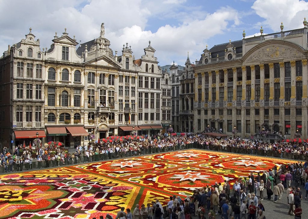 Grote-Market-flowers.jpg