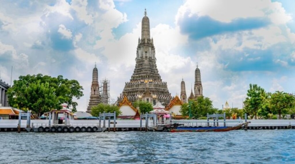 Wat Arun.jpg