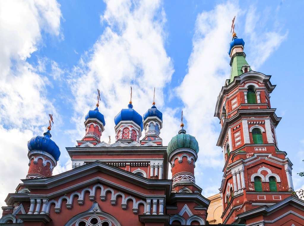 Iglesia_de_la_Santa_Trinidad,_Riga,_Letonia,_2012-08-07,_DD_06.JPG