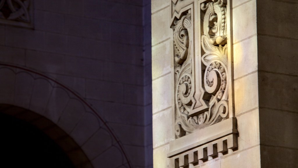 Saint Martin Basilica featuring heritage elements