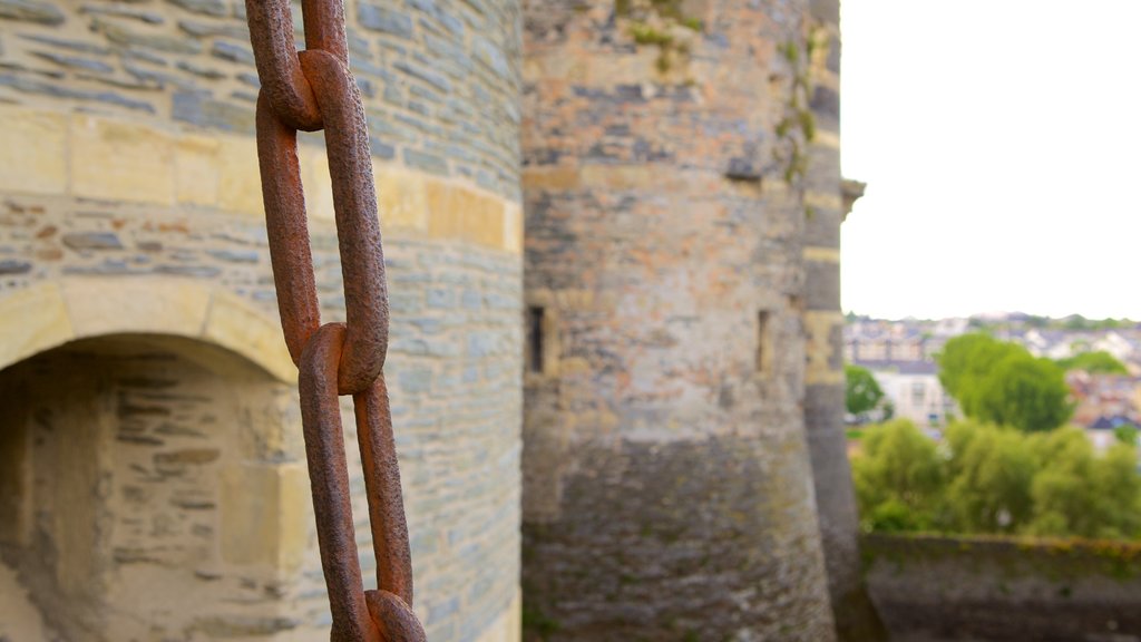 Chateau d\'Angers que inclui elementos de patrimônio