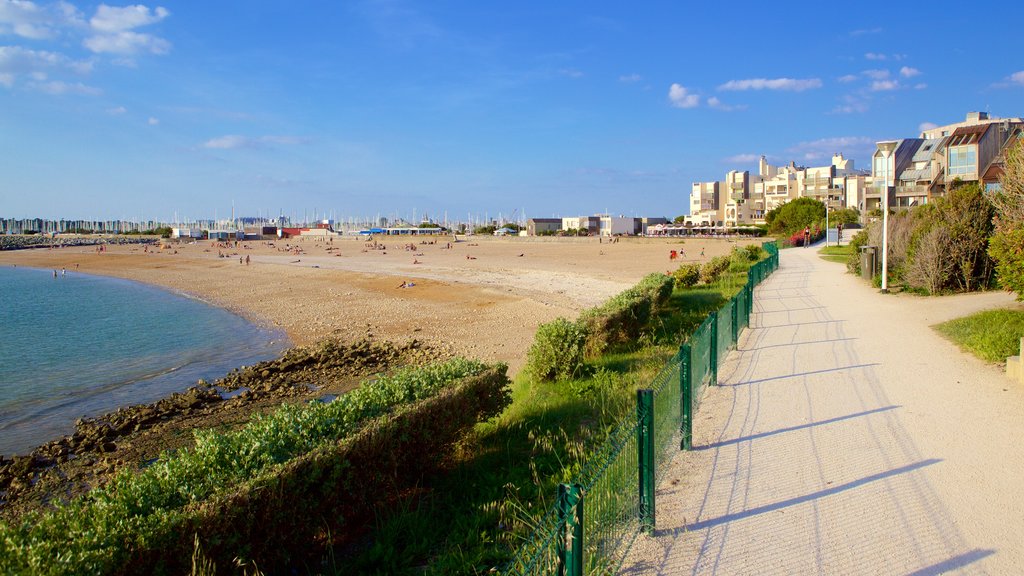 Playa de Minimes mostrando una playa