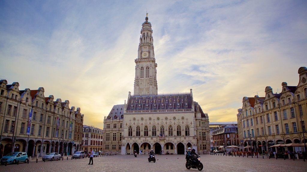 Place des Heros which includes motorcycle riding, a square or plaza and heritage architecture