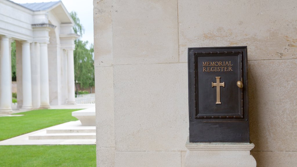 Arras War Cemetery showing heritage elements