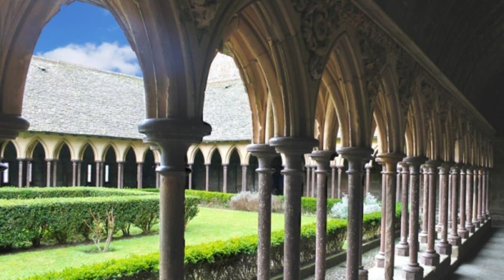 Abbaye du mont saint michel.jpg