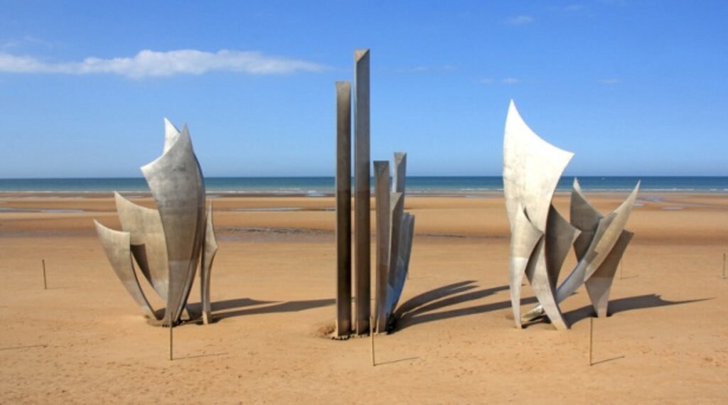 memorial ohama beach.jpg