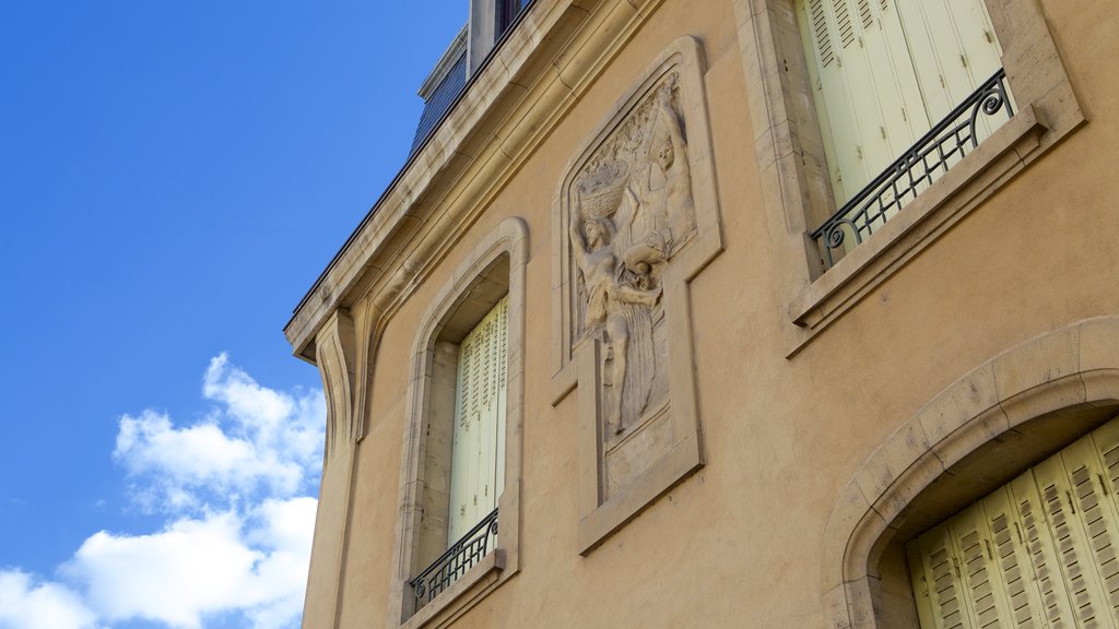 Musée de l\'Ecole de Nancy ofreciendo elementos del patrimonio