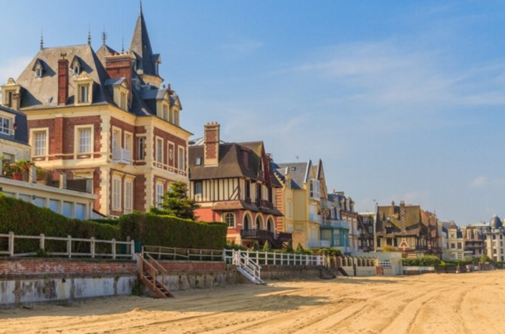 Trouville-sur-mer.jpg