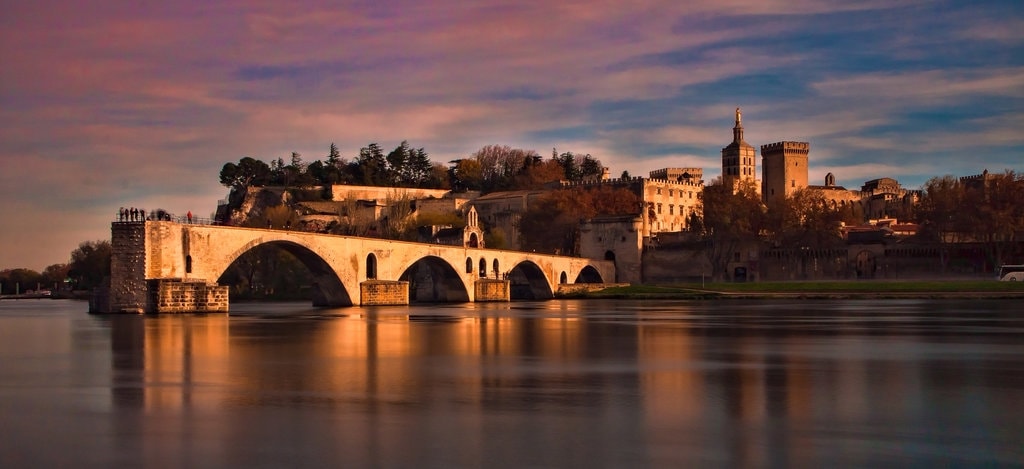 avignon.jpg (1)