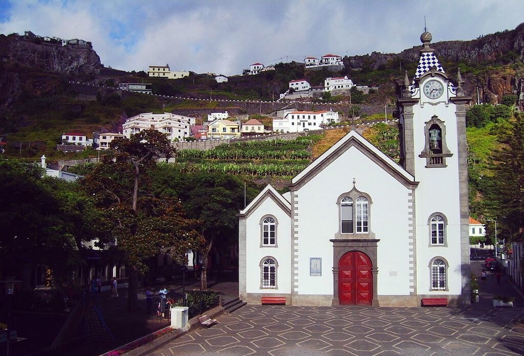 Eglise de Ribeira_Brava Marius Hoch CC BY-SA 3.0.JPG