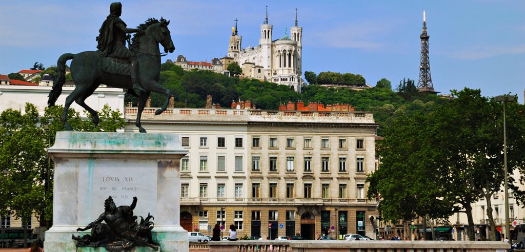 place bellecour.jpg