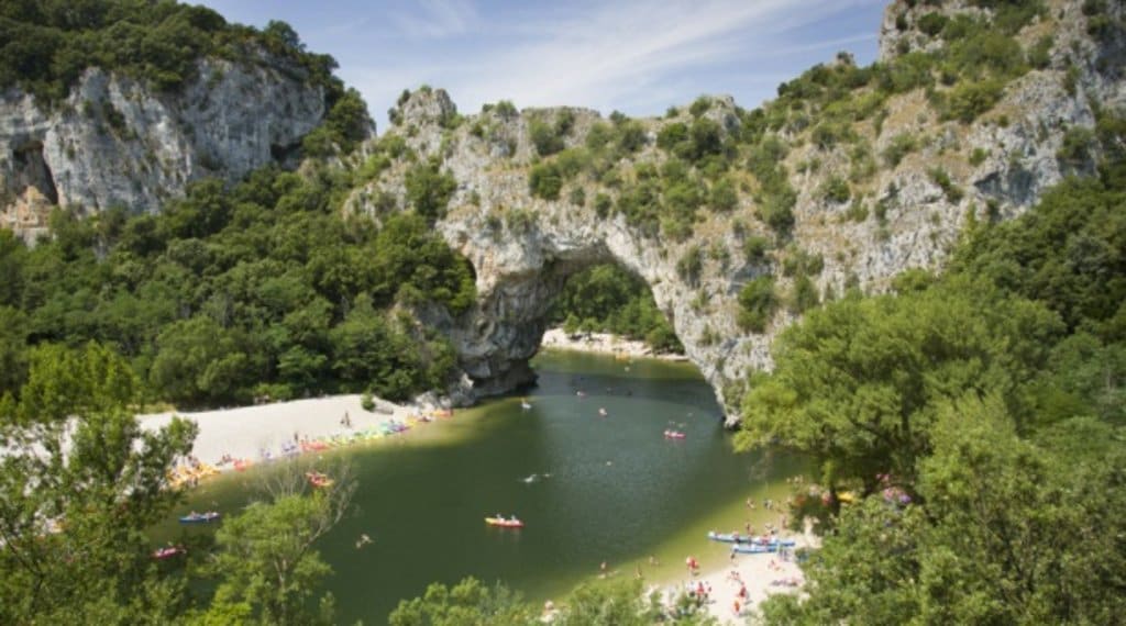 vallon pont d'arc.jpg