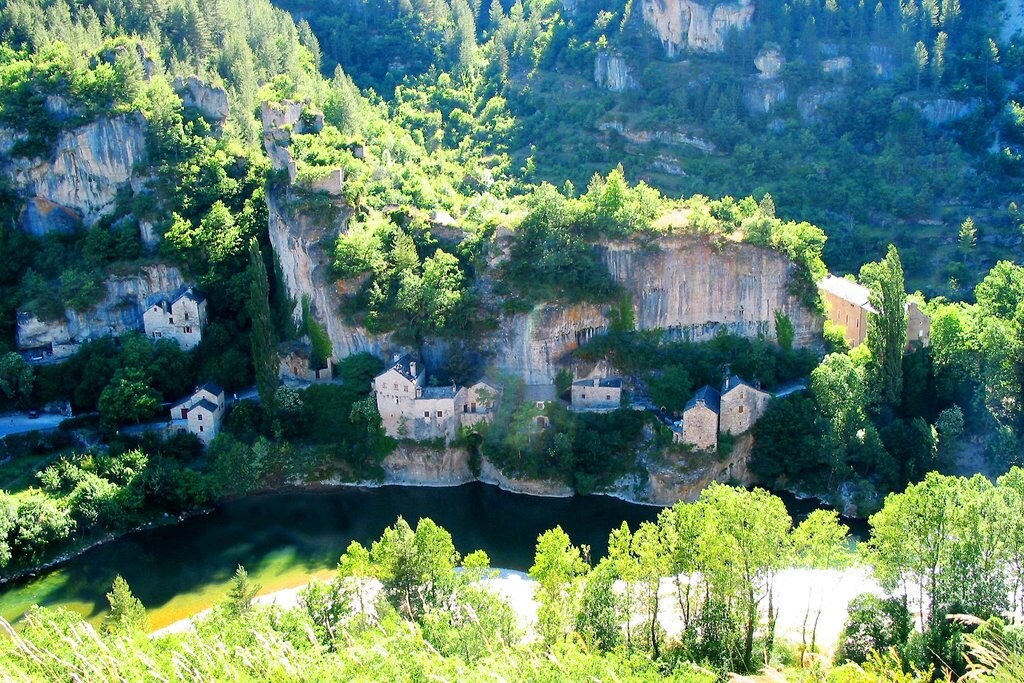 01_Castelbouc_-_Gorges_du_Tarn_-_JPG2.jpg