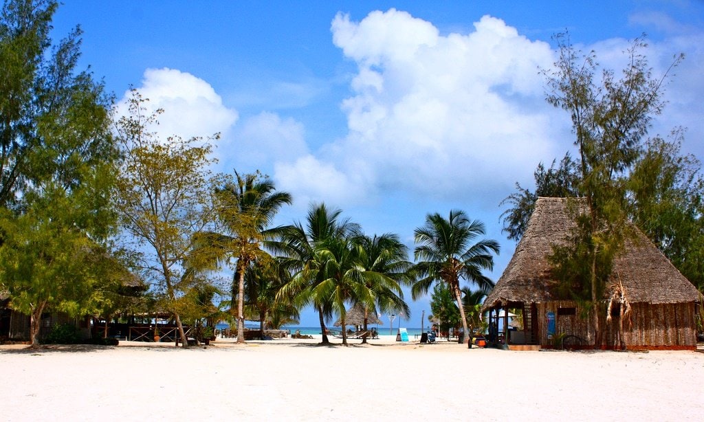 Zanzibar beach Kyle Taylor CC BY 2.0.jpg