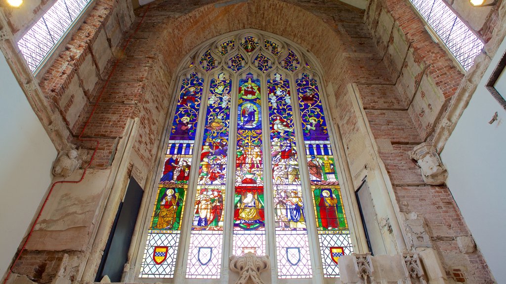 Highcliffe Castle showing chateau or palace and art