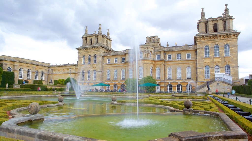 Blenheim Palace showing heritage elements, a garden and a fountain