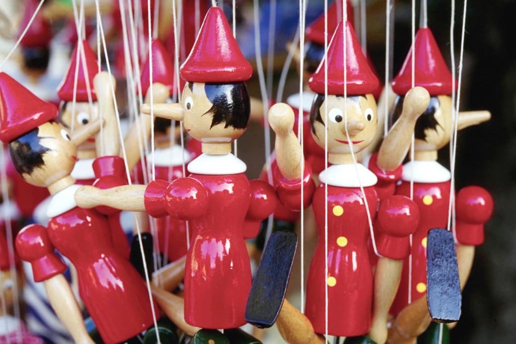 Marionettes de Pinocchio - Shutterstock.jpg