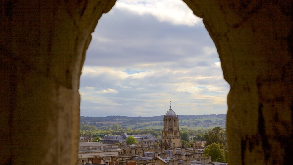 University Church of St Mary the Virgin which includes heritage elements